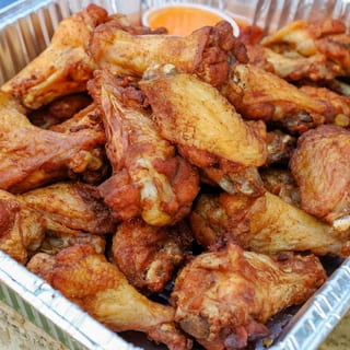 100 Wings