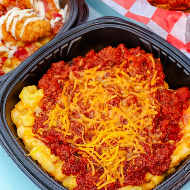 Chili Mac & Cheese Bowl.